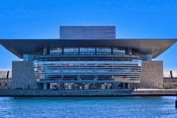 HA (679) Kopenhagen, Oper